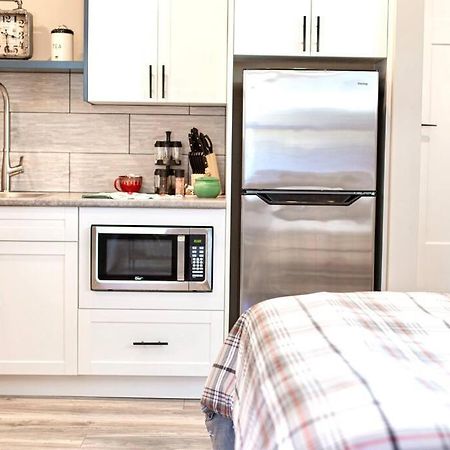 Raincoast Retreat At Shawnigan Lake! エクステリア 写真