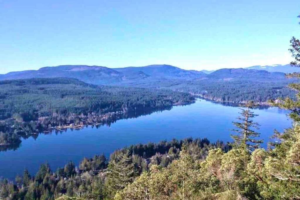 Raincoast Retreat At Shawnigan Lake! エクステリア 写真